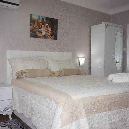 Ottoman 2 Class Hotel